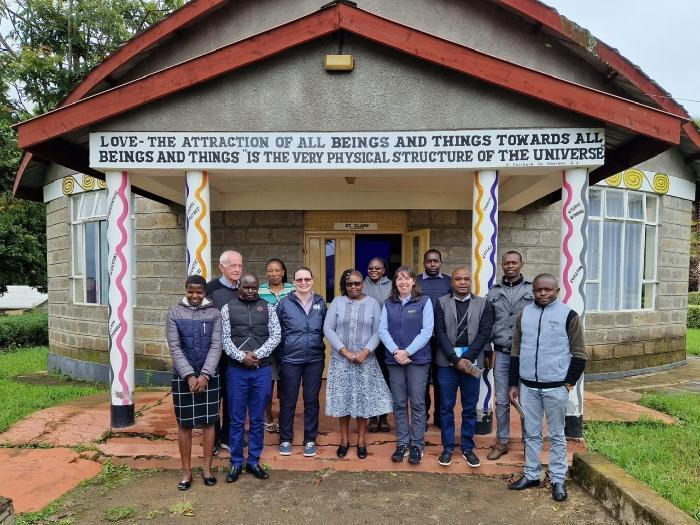 A warm welcome from the Baraka College staff and retired Principal Brother Tony Dolan