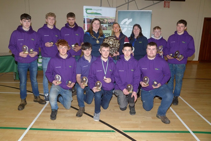 The 2025 Macra and Teagasc Colleges Challenges Day Overall Winners: Clonakilty Agricultural College, pictured with Elaine Houlihan, Macra President and Dr. Anne Marie Butler, Teagasc Head of Education