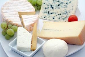 Image of a selection of artisanal cheeses