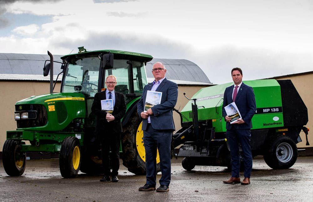 ‘ON FEIRM GROUND’ PROGRAMME LAUNCHED TO SUPPORT FARMER HEALTH AND WELLBEING
Ministers of State Martin Heydon T.D. and Frank Feighan T.D. support the programme