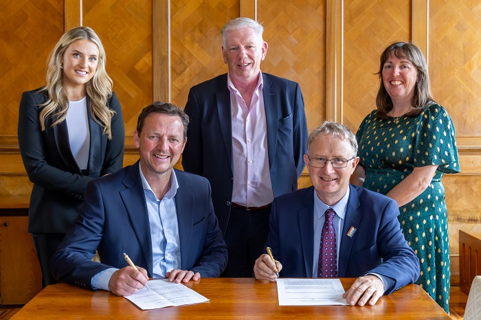 Pictured from left to right are: Gráinne McGrath, Training Officer (LOETB); Padraig Boland, FET Manager- Strategic Projects (LOETB); Dr Anne-Marie Butler, Head of Education in Teagasc; Front L-R: Joe Cunningham, Chief Executive of Laois and Offaly Education And Training Board; and Professor Frank O' Mara, Director of Teagasc.