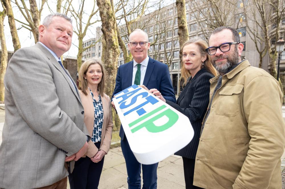 Gary Ryan, AgTechUCD; Dr Siobhán Jordan, Teagasc; Minister Simon Coveney TD, Marina Donohoe, Enterprise Ireland and Prof. Nick Holden, UCD