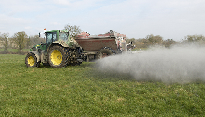 Green Acres Calf to Beef - GrowthWatch: Taking an opportunity to apply the ‘forgotten fertiliser’