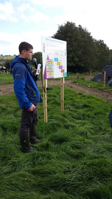 Tom Curran, Collaborative farming secialist, Teagasc speaking to farmers on Molamphys farm.