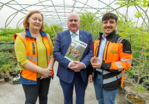 Francis McHugh, Forestry Communications &Digital Media Specialist, Teagasc; Minister Noel Grealish, T.D., Minister of State at the Department of Agriculture, Food and the Marine and Ricardo Pimento, Forestry Development Department, Teagasc.