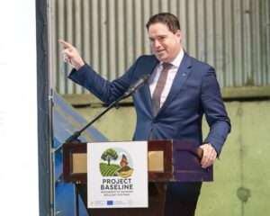 Minister Martin Heydon