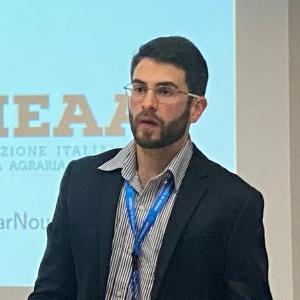 Felipe Aguiar Noury - Exploring farmers’ adoption of greenhouse gas mitigation measures that reduce chemical fertiliser application
