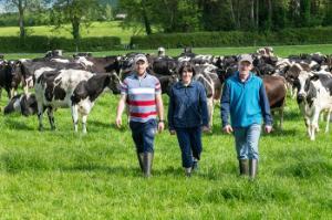Award winning dairy farm to host ‘Dairying at Dusk’ event