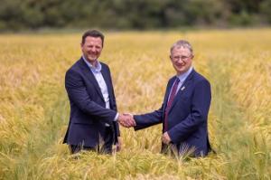 Collaborative partnership to enhance agricultural training and learner support services