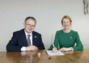  Signing the new agreement were Professor Veronica Campbell, President of SETU (right), and Prof. Frank O’Mara, Director of Teagasc (left).