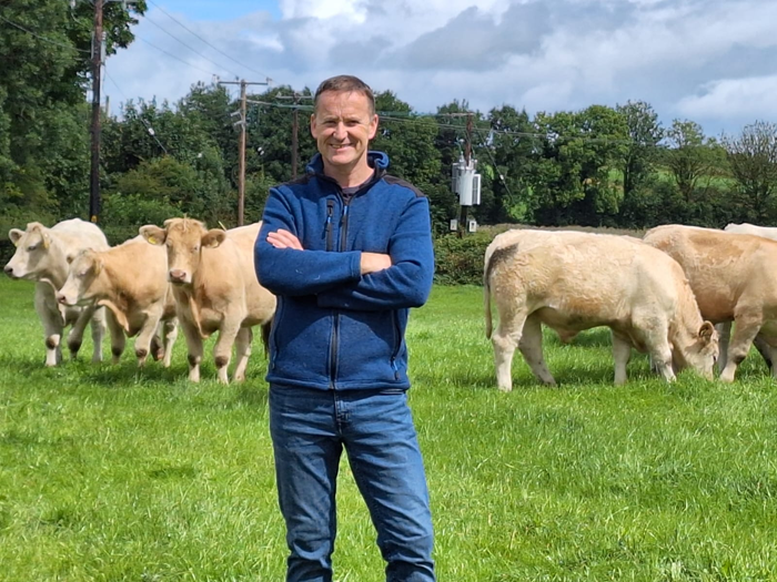 Growing Organics suckler to store farmer to host farm walk