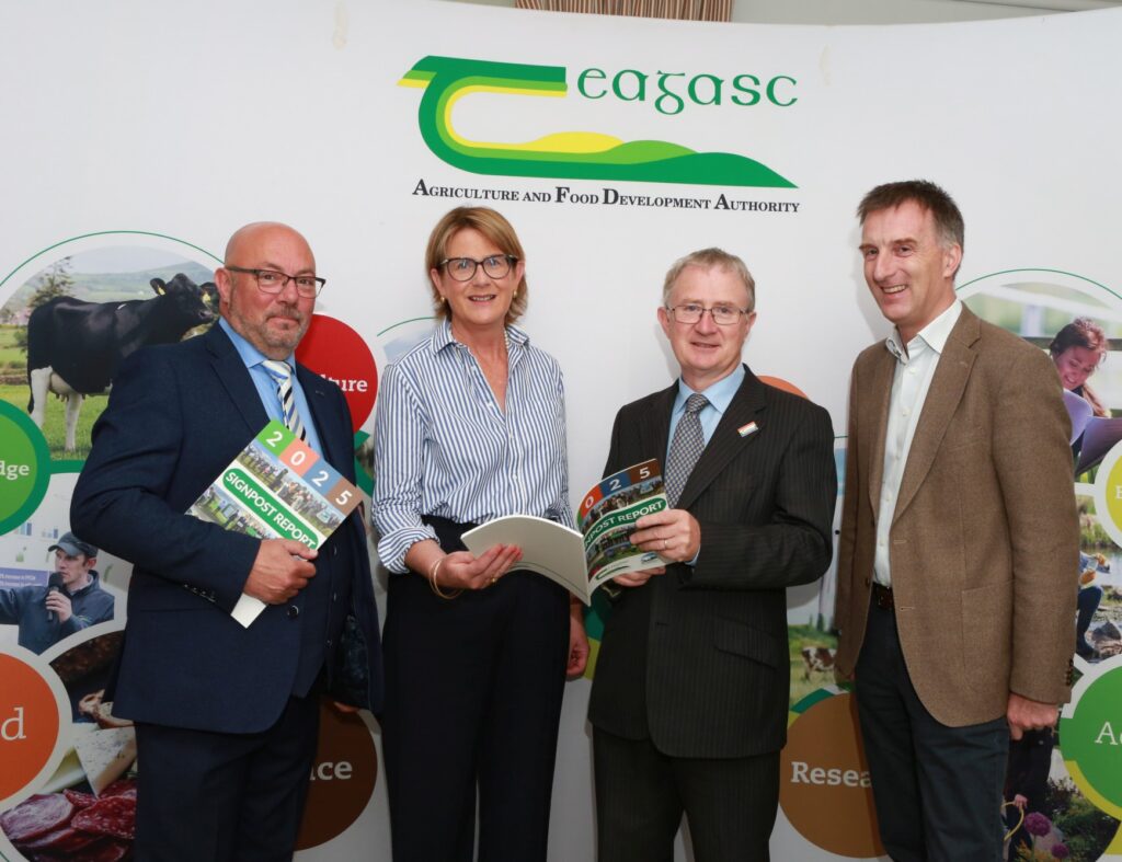 Pictured at the launch are (left to right): John Spink, Head of the Teagasc Crops, Environment and Land-Use Research Programme; Dr Siobhan Kavanagh, Teagasc Signpost programme; Professor Frank O Mara, Teagasc Director and Dr Tom O’Dwyer, Head of the Signpost programme.