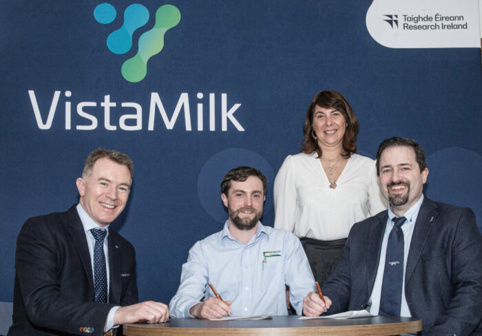 VistaMilk and Dairymaster deepen collaboration to advance precision milking research